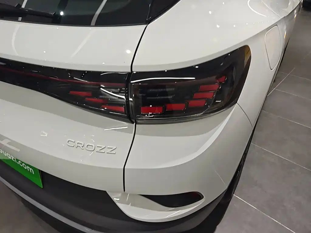 Volkswagen ID.4 Crozz — миниатюра 8