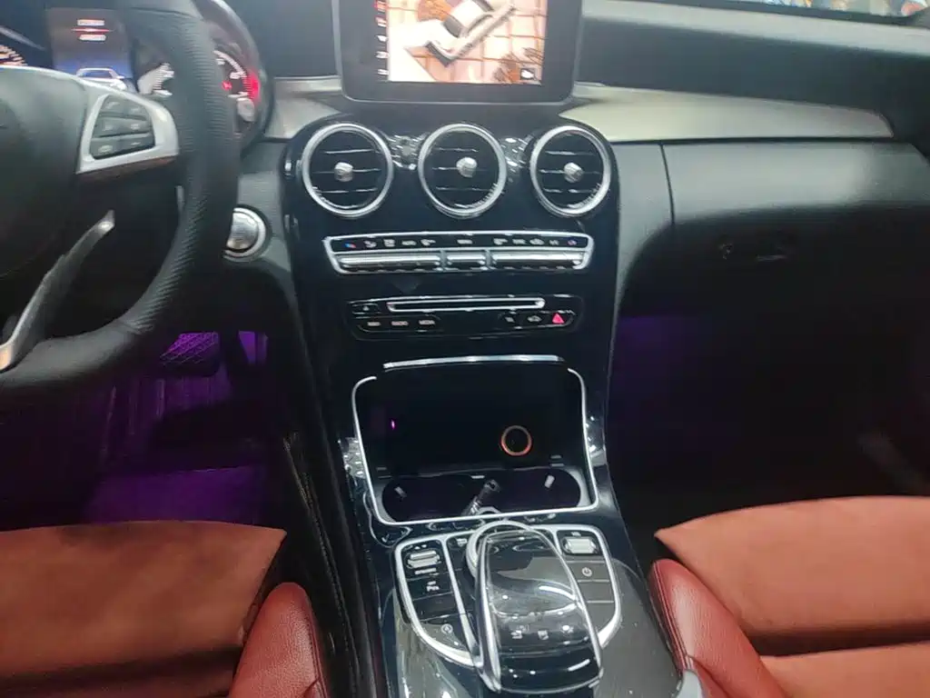 Mercedes-Benz C-Class — миниатюра 13