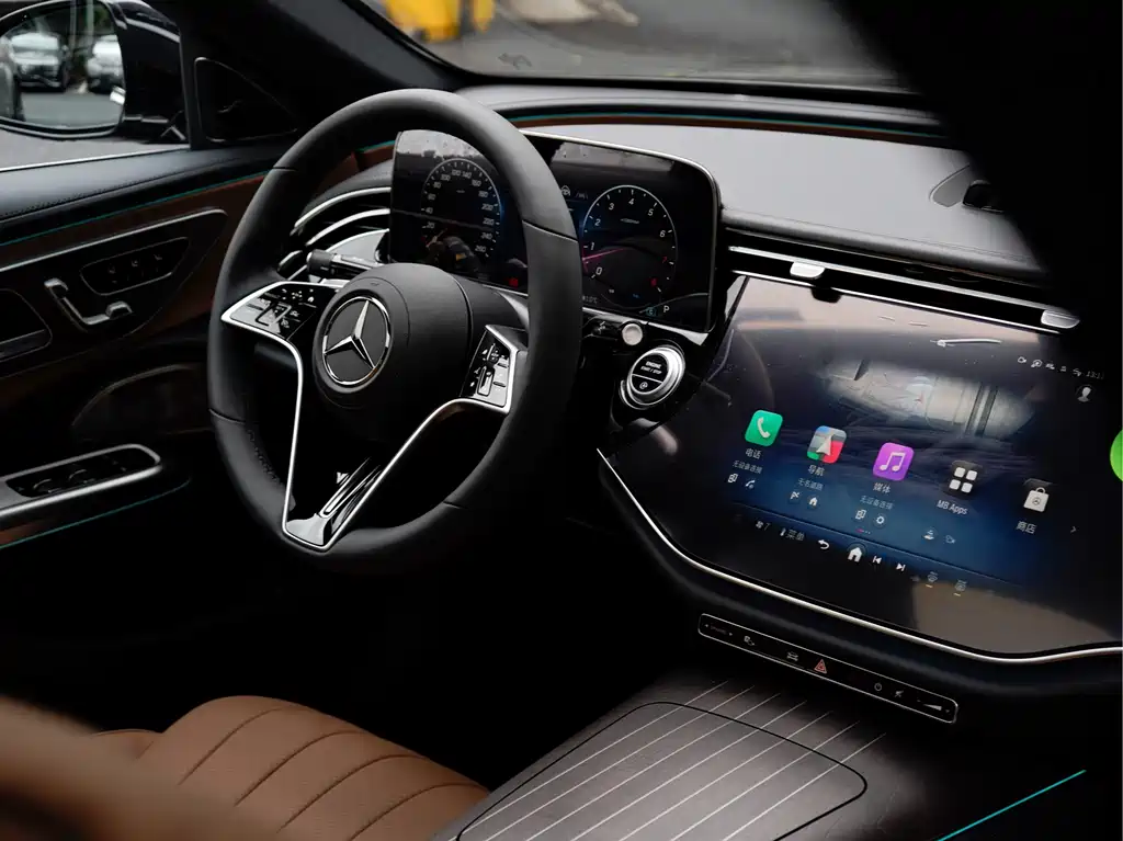 MERCEDES-BENZ E CLASS