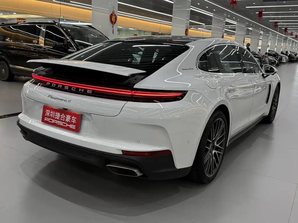 Porsche Panamera 2026 Panamera 4 Executive Long Wheelbase 2.9T