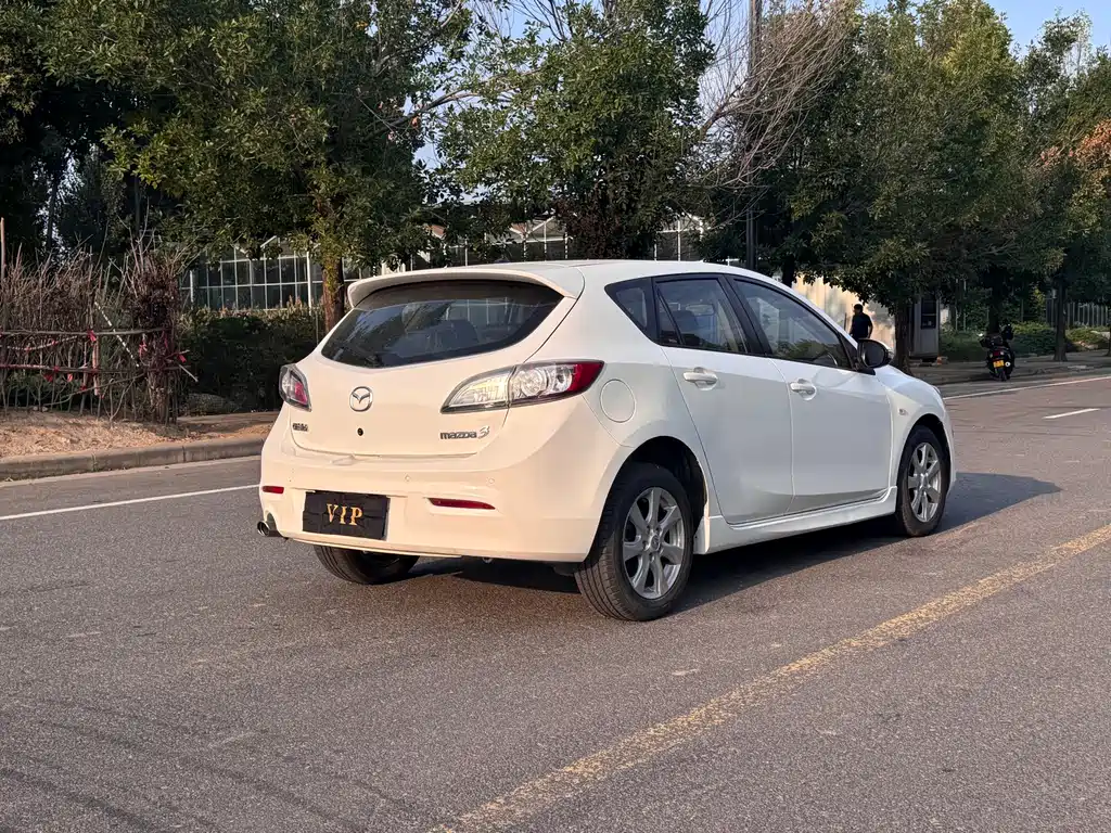 Mazda 3 Xingcheng — миниатюра 14