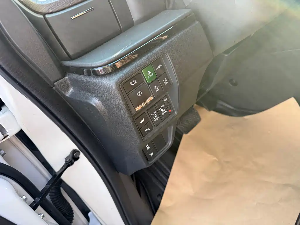 Honda Odyssey — миниатюра 12