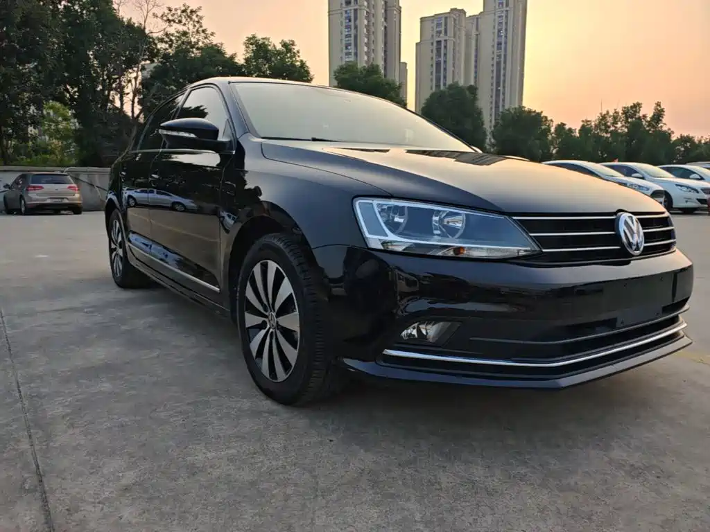 Volkswagen Sagitar — миниатюра 4