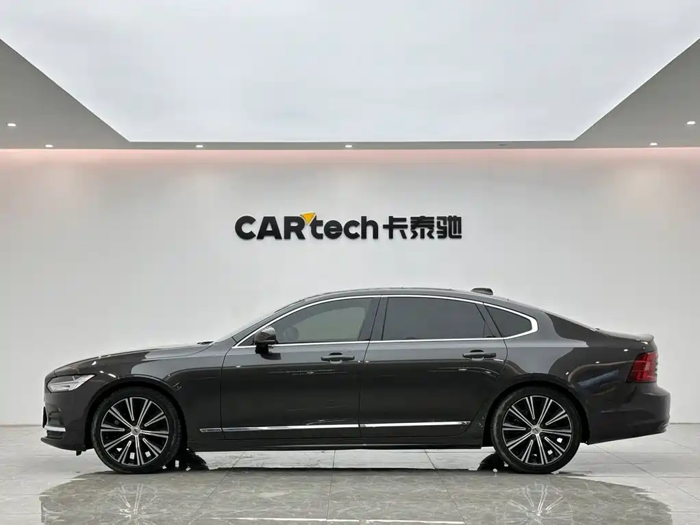 Volvo S90 — миниатюра 2