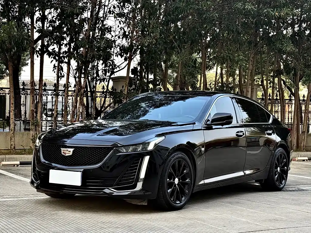Cadillac CT5 — миниатюра 2