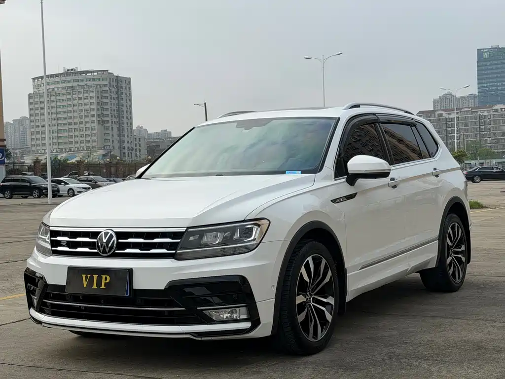 Volkswagen Tiguan L 2020