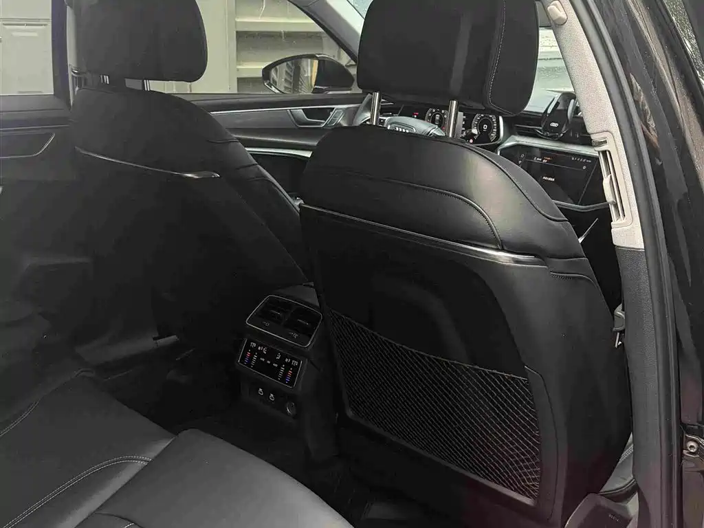 Audi A6L — миниатюра 4