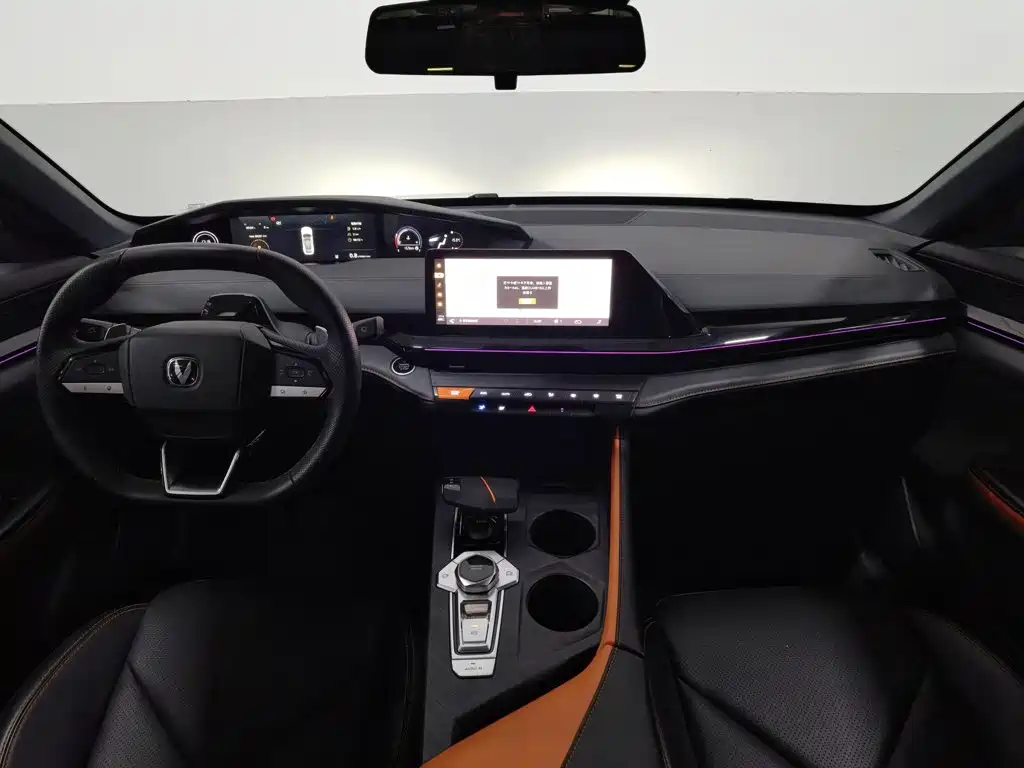 Changan UNI-V — миниатюра 5