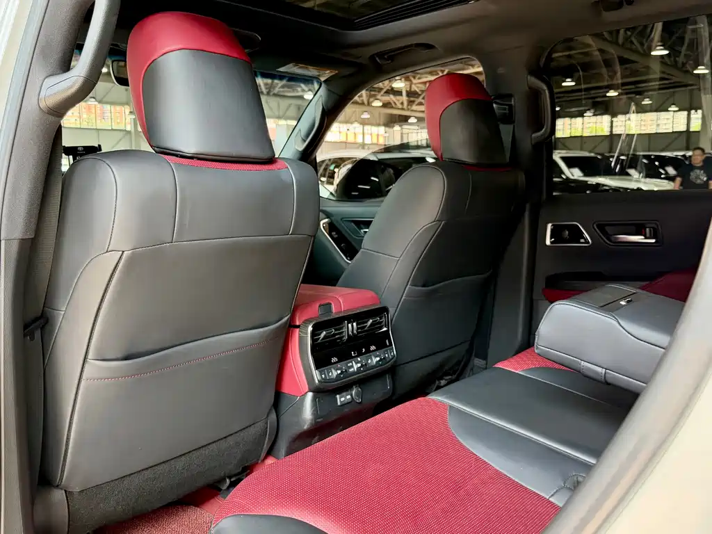 Toyota Land Cruiser — миниатюра 25