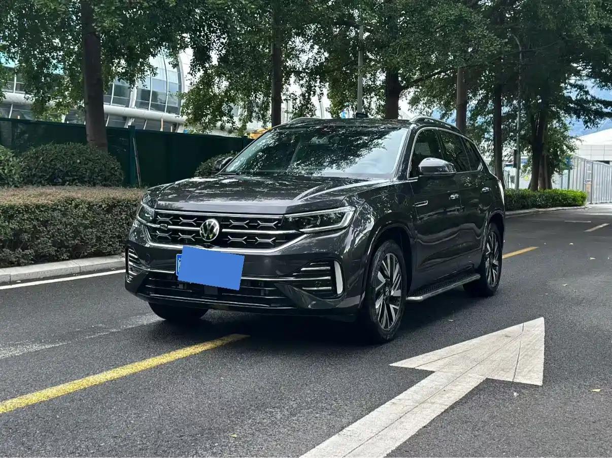 探岳 2024款 330TSI 两驱R-Line高能版 2024