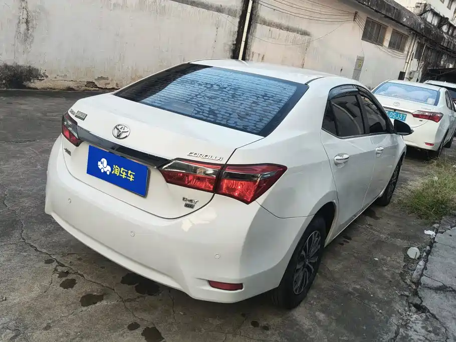 Toyota Corolla — миниатюра 3
