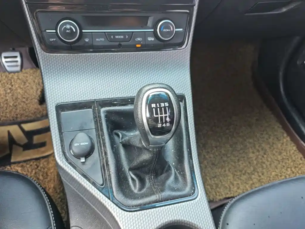 Geely Emgrand GS — миниатюра 14