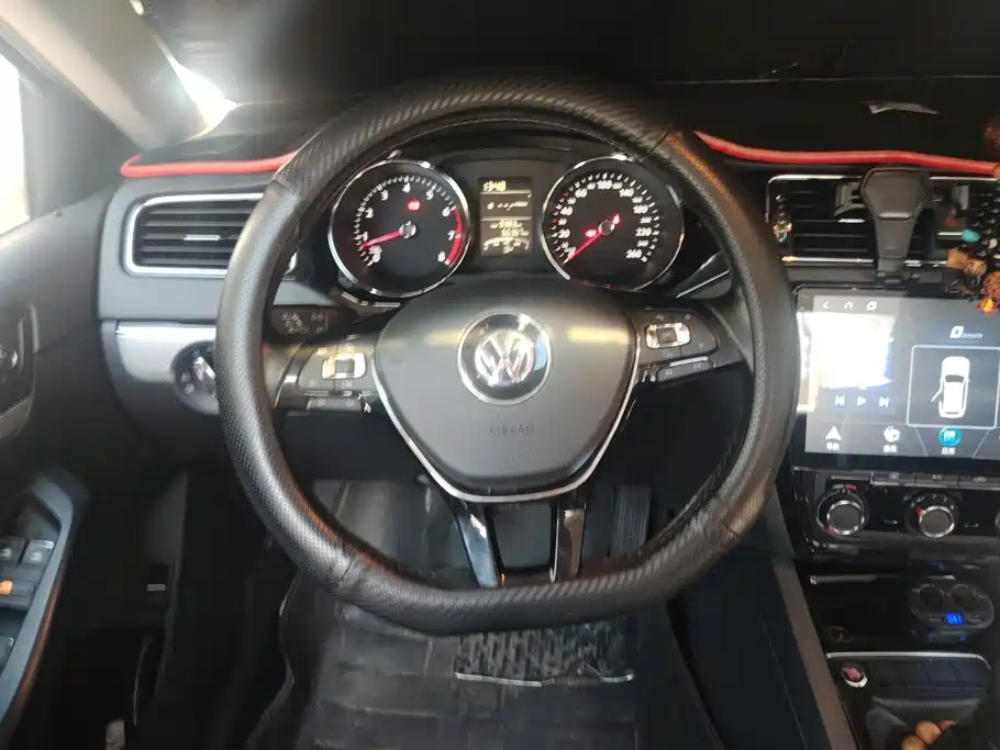 Volkswagen Sagitar — миниатюра 15