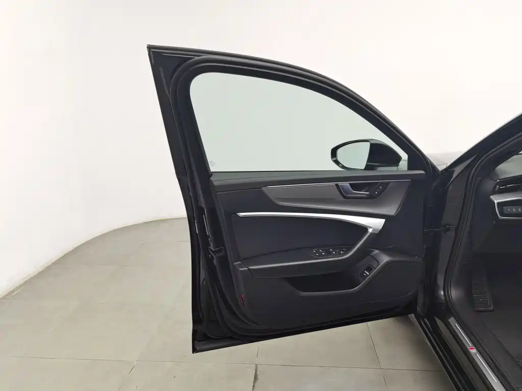 Audi A6L — миниатюра 8