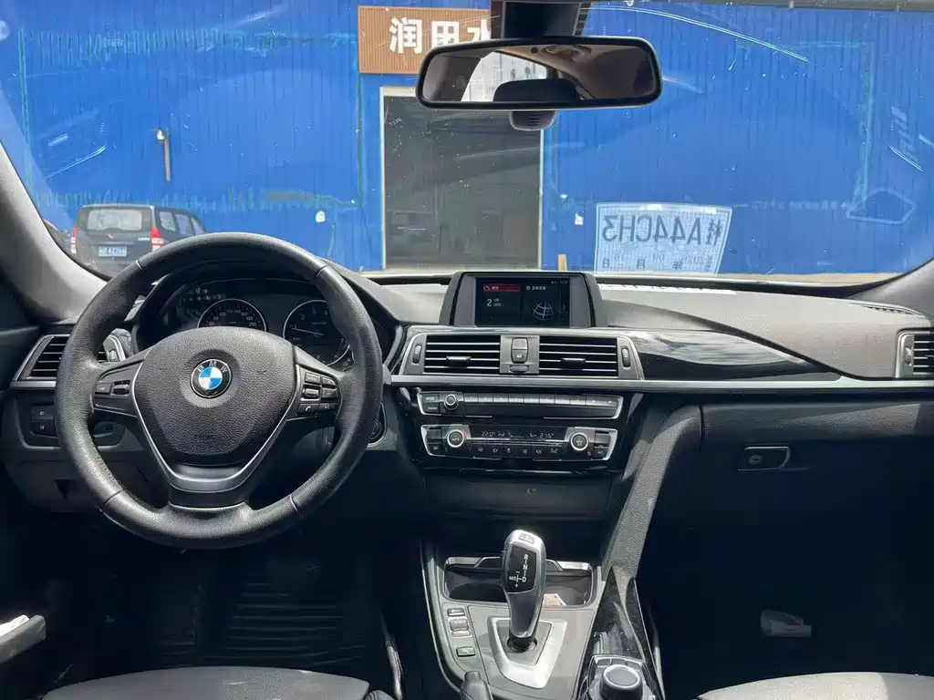 BMW 3 Series GT — миниатюра 8