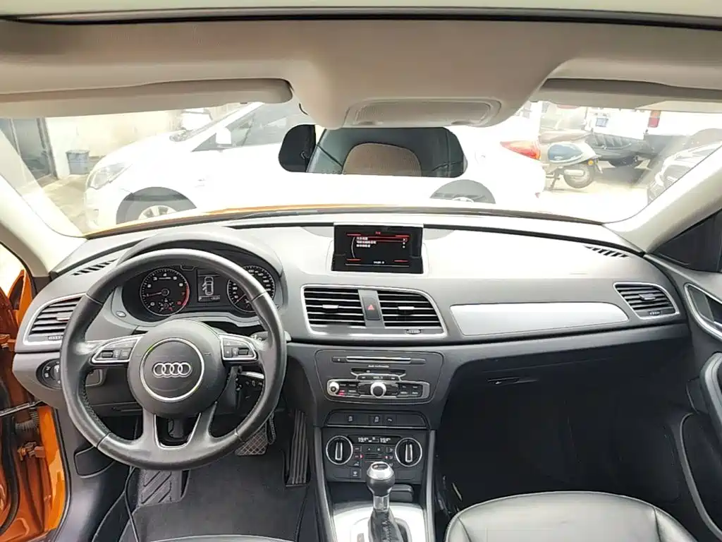 Audi Q3 — миниатюра 10