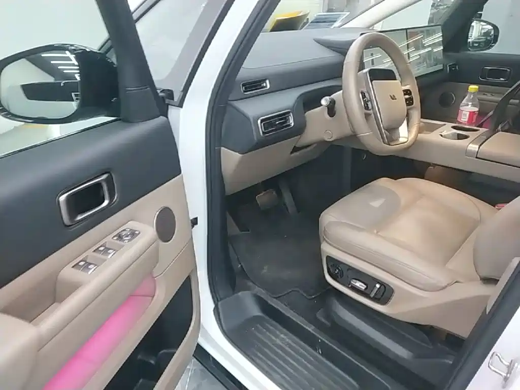 Li Auto Li MEGA — миниатюра 15