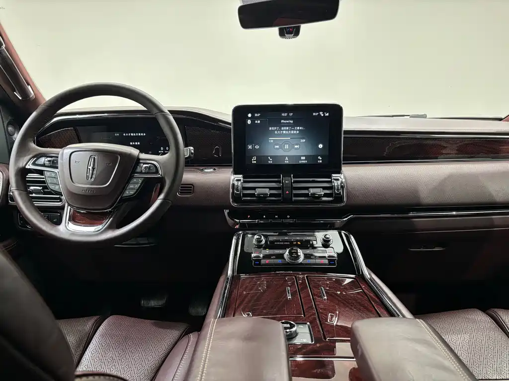 Lincoln Navigator — миниатюра 7