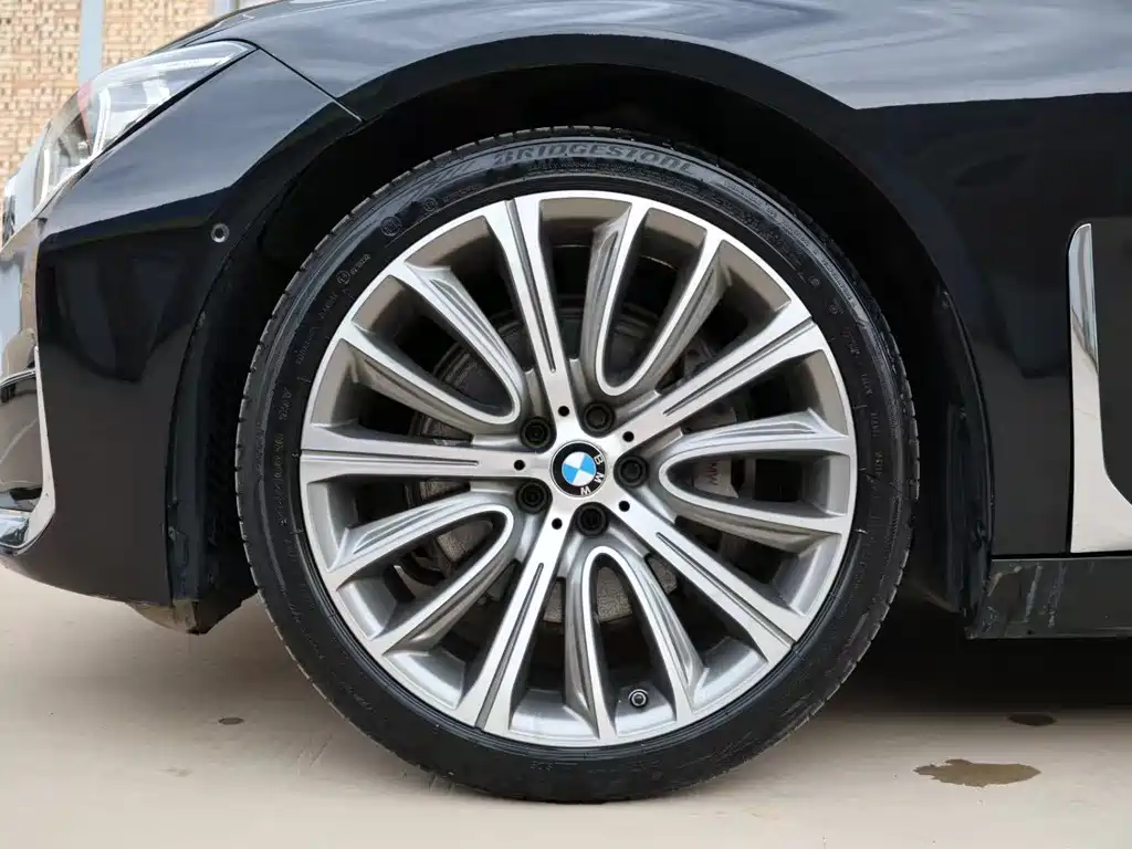 BMW 7 Series 7 2019 740Li Lead Luxury