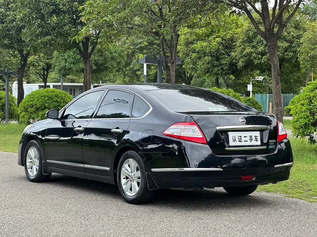 Nissan Teana — миниатюра 5