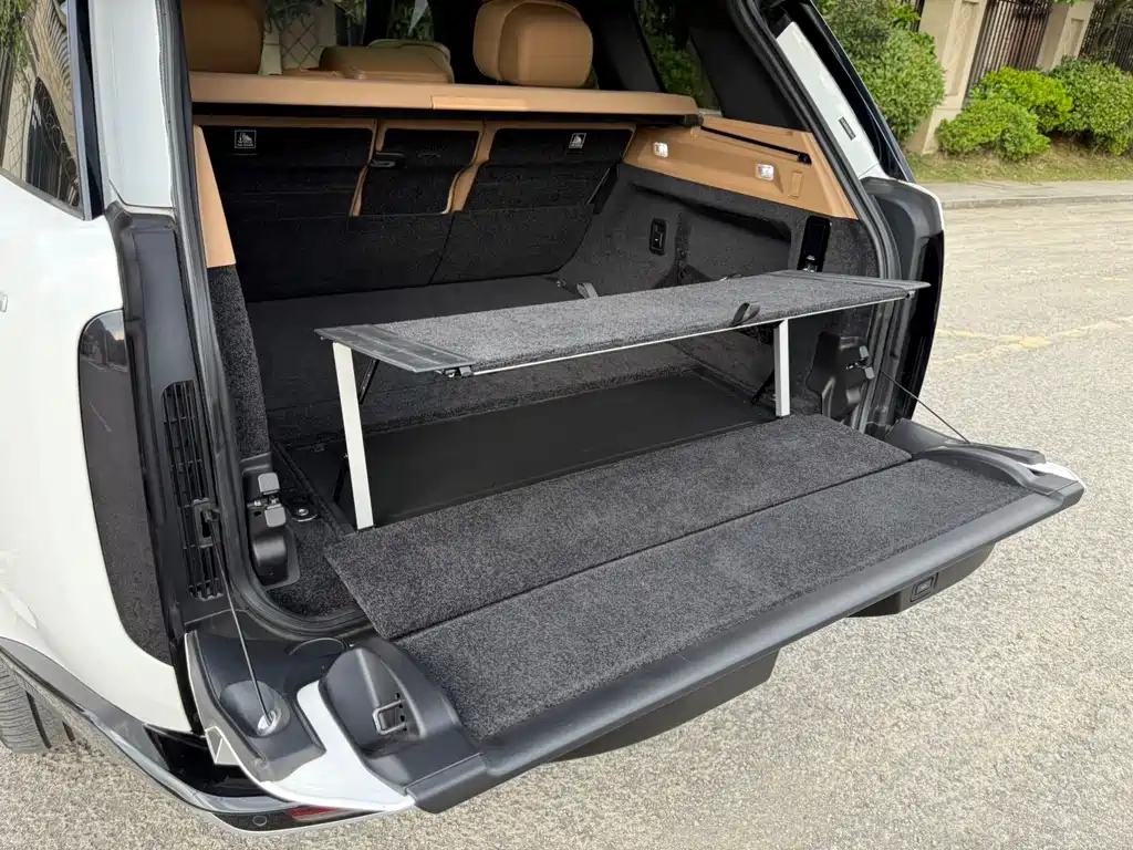 Land Rover Range Rover — миниатюра 29