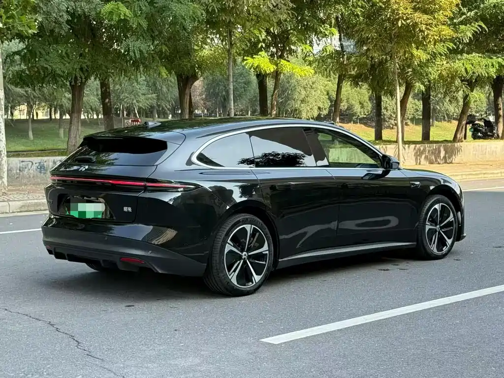 NIO ET5T — миниатюра 7