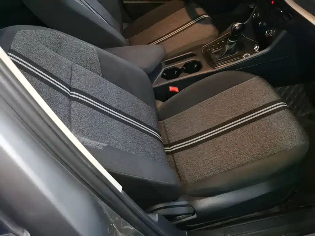 Volkswagen Lavida — миниатюра 25