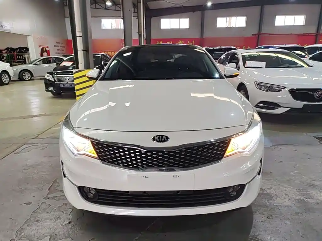 Kia K5 — миниатюра 3