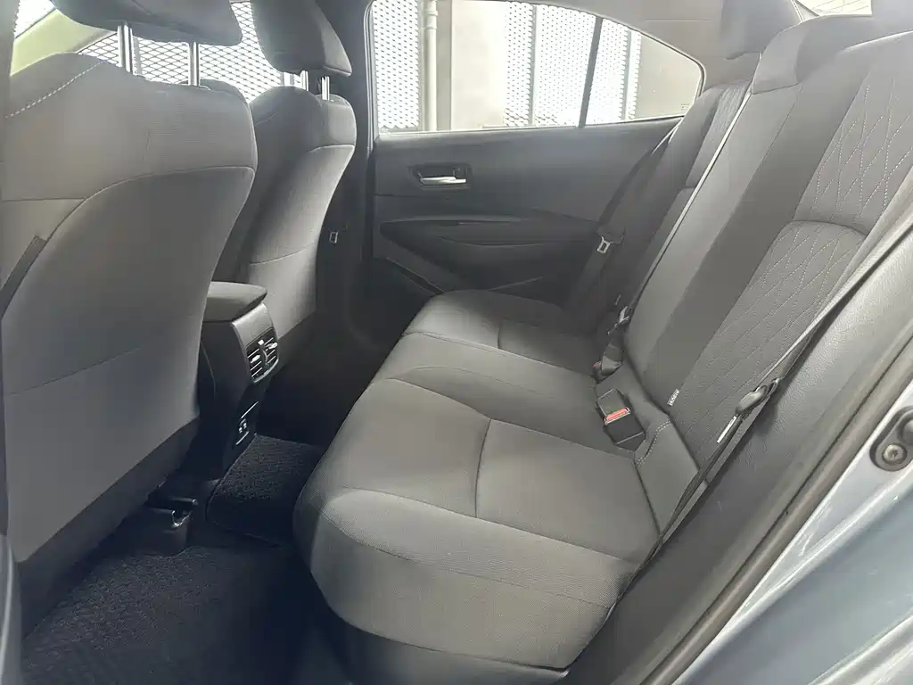 Toyota Corolla — миниатюра 7