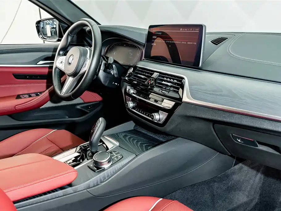 BMW 5 Series — миниатюра 16