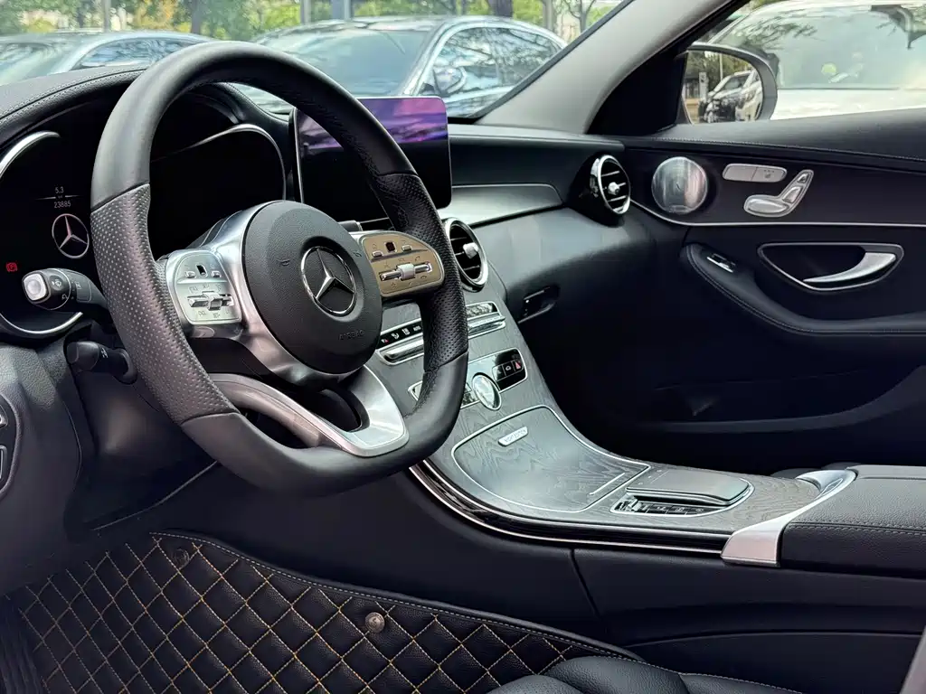Mercedes-Benz C-Class — миниатюра 14