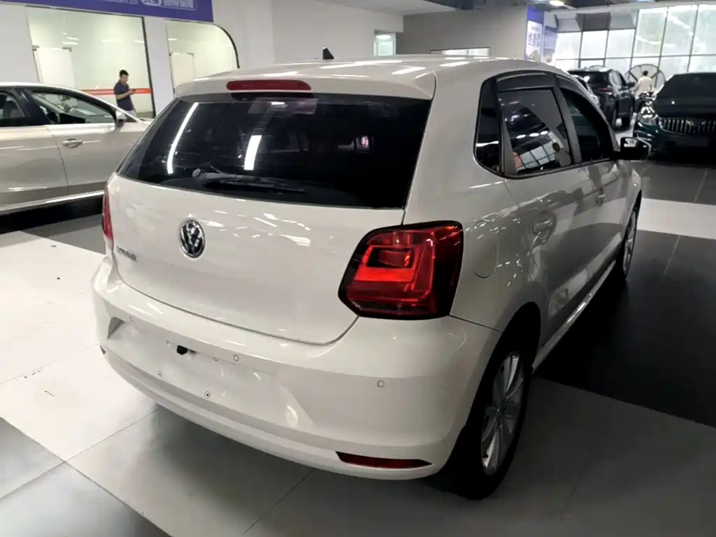 Volkswagen Polo — миниатюра 7