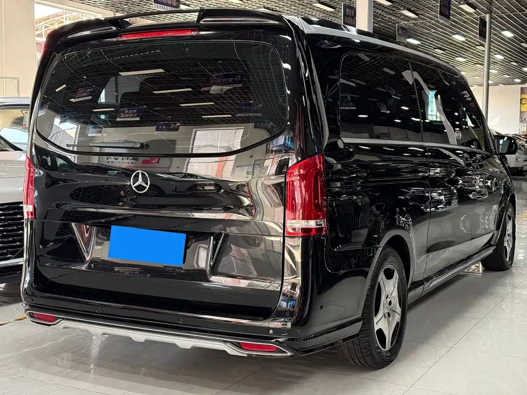Mercedes-Benz Vito — миниатюра 13