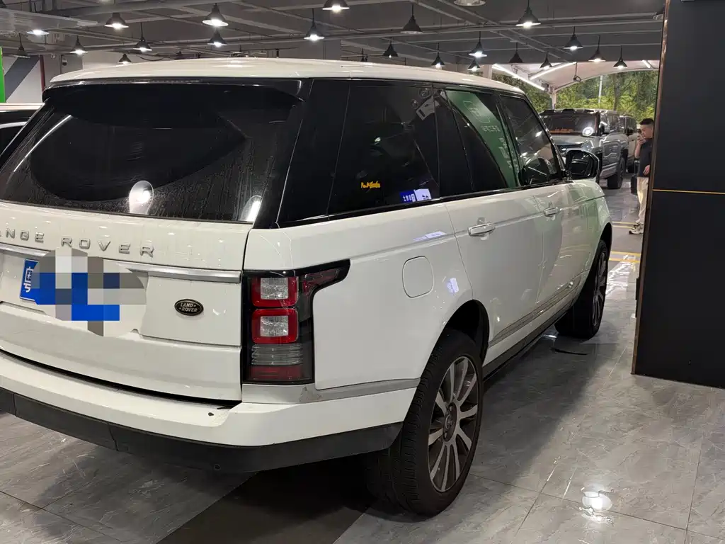 Land Rover Range Rover — миниатюра 5