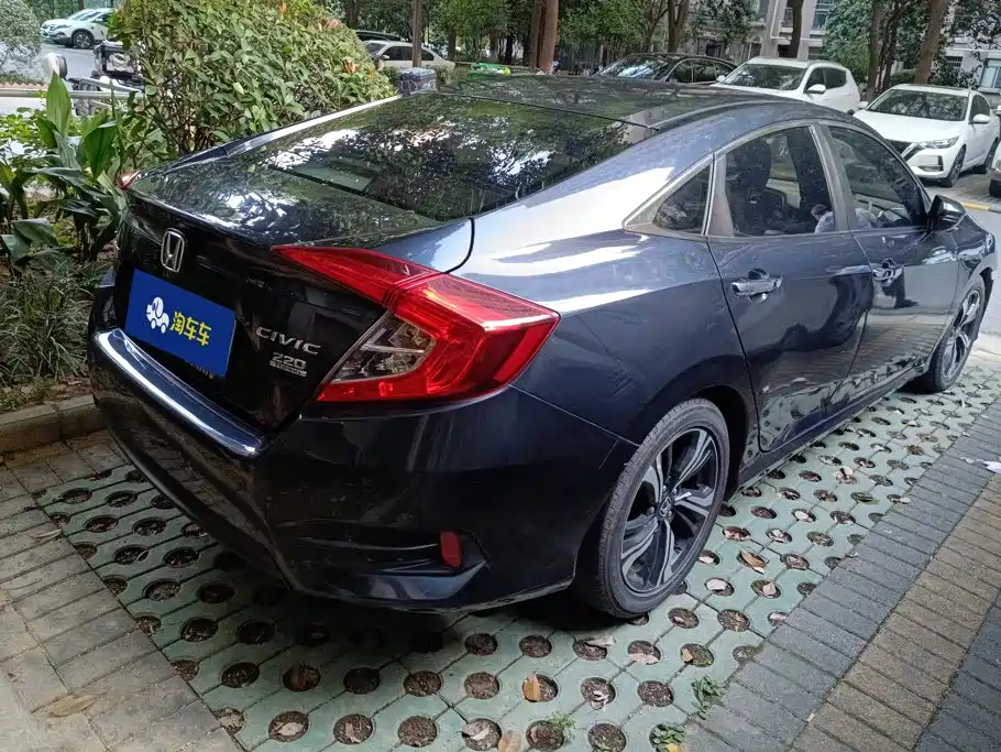 Honda Civic — миниатюра 3