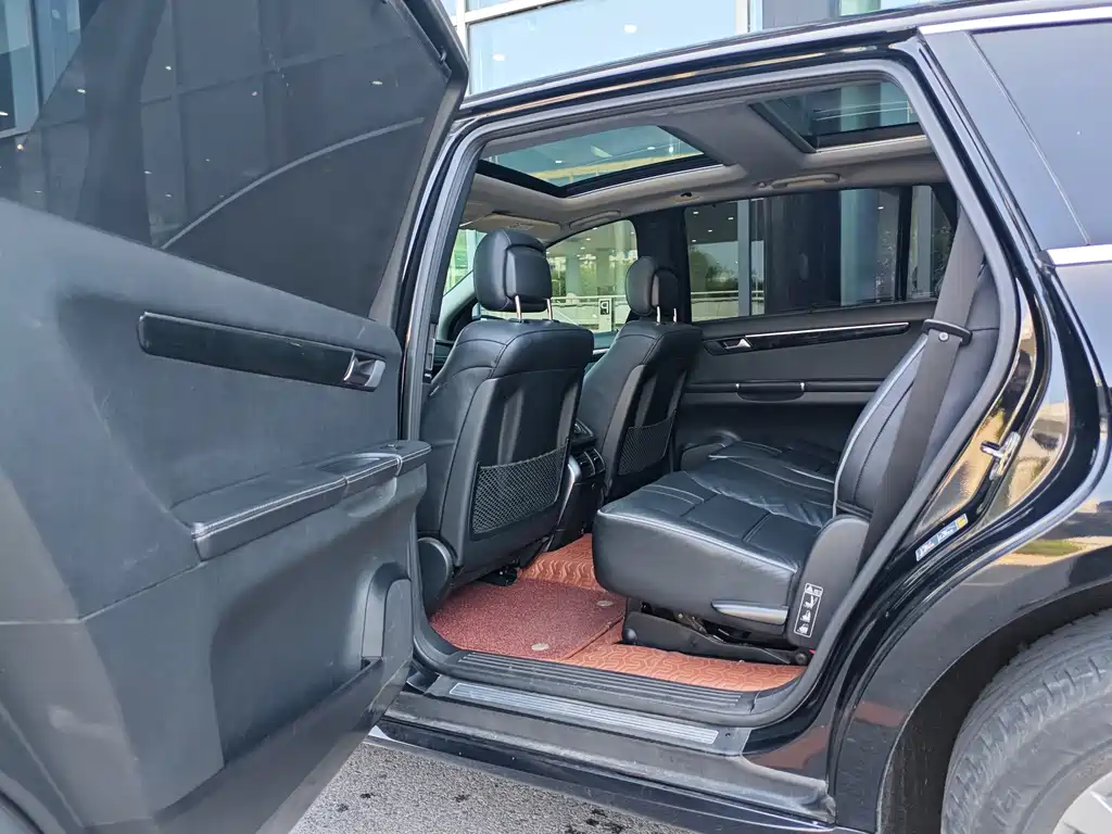 Mercedes-Benz R-Class — миниатюра 6