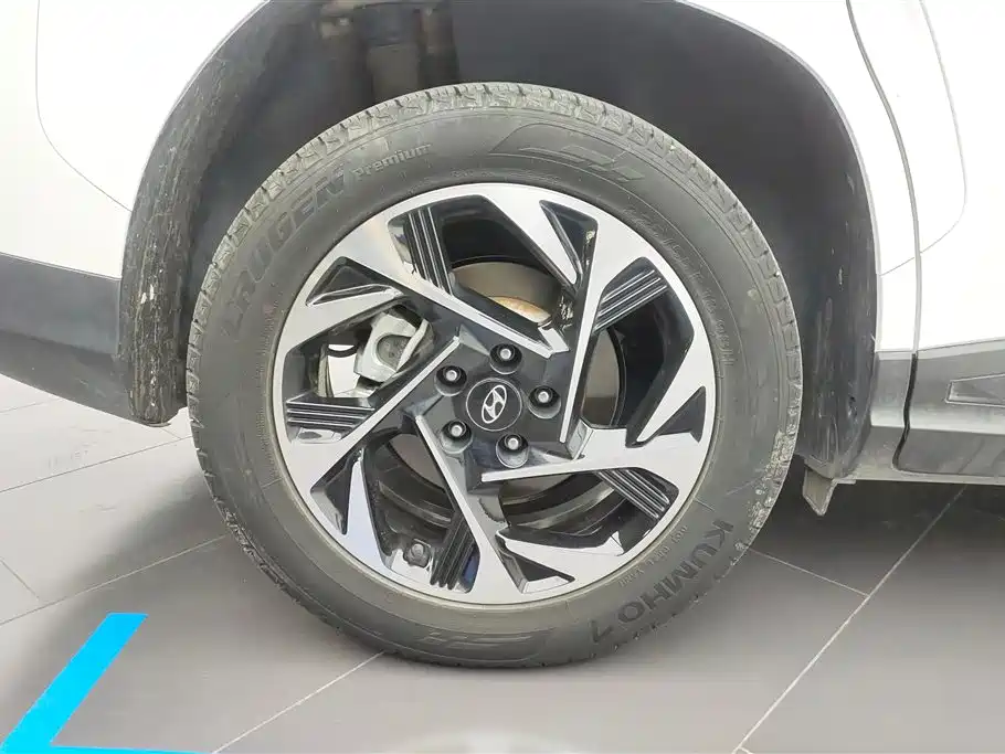 Hyundai Custo 2021 270TGDi Luxury LUX