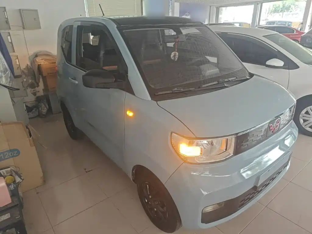 Wuling MINIEV — миниатюра 4