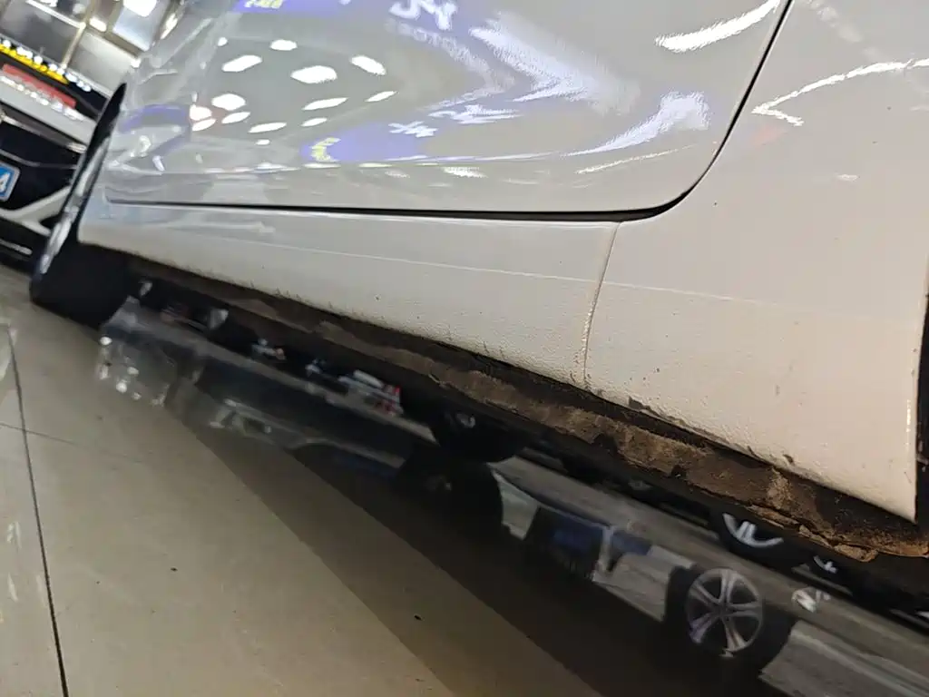 Hyundai Elantra Langdong — миниатюра 21