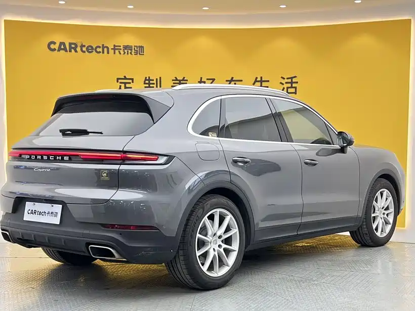 Porsche Cayenne — миниатюра 4