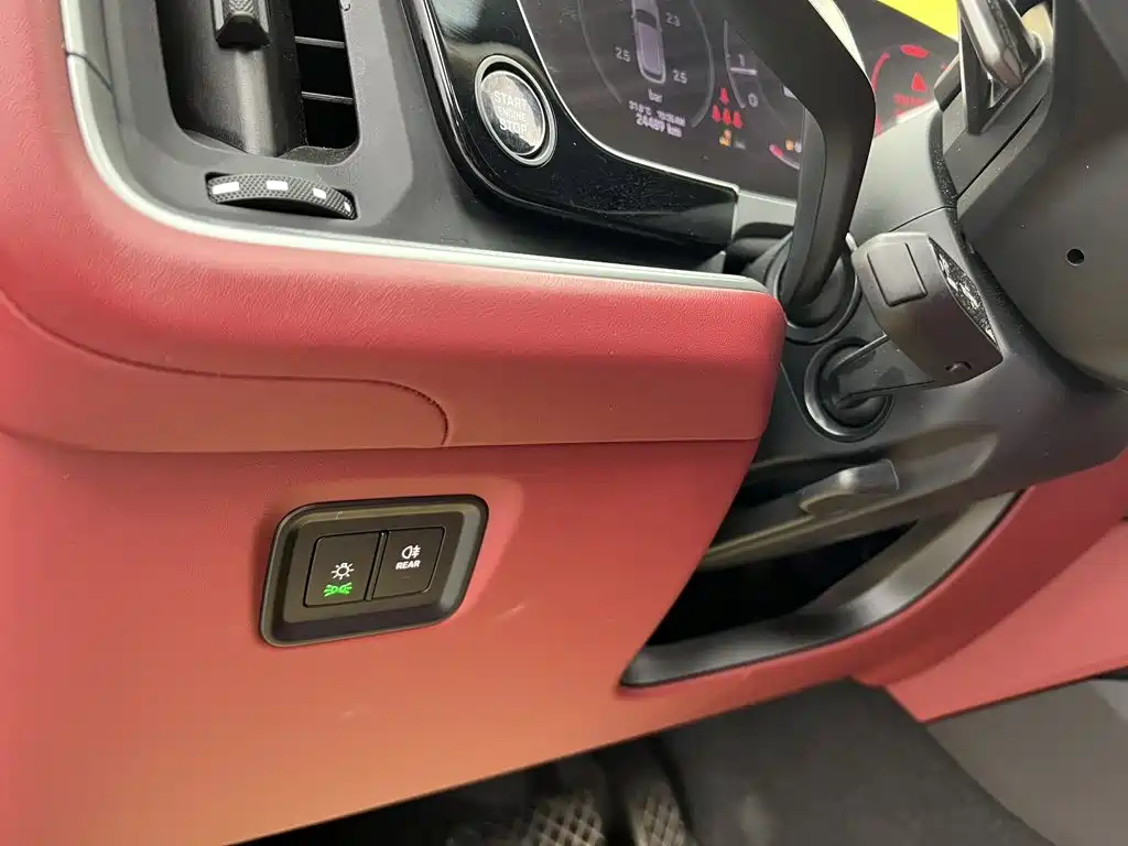 Porsche Cayenne — миниатюра 34