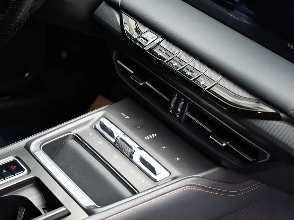 Lincoln Z — миниатюра 14