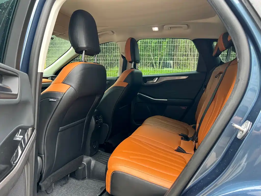 Ford Escape — миниатюра 8