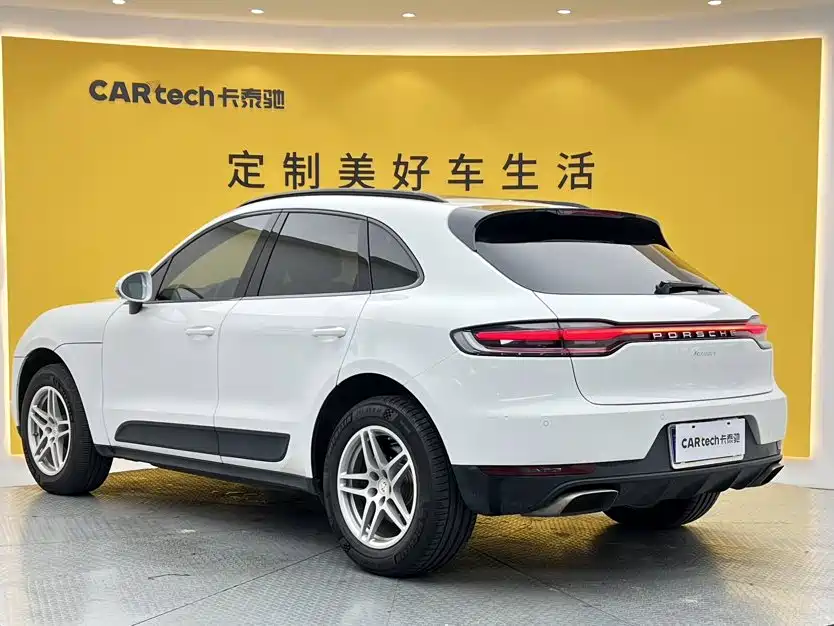 Porsche Macan — миниатюра 5