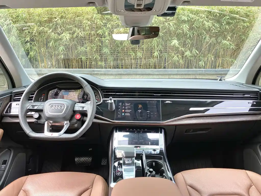 Audi Q7 — миниатюра 8
