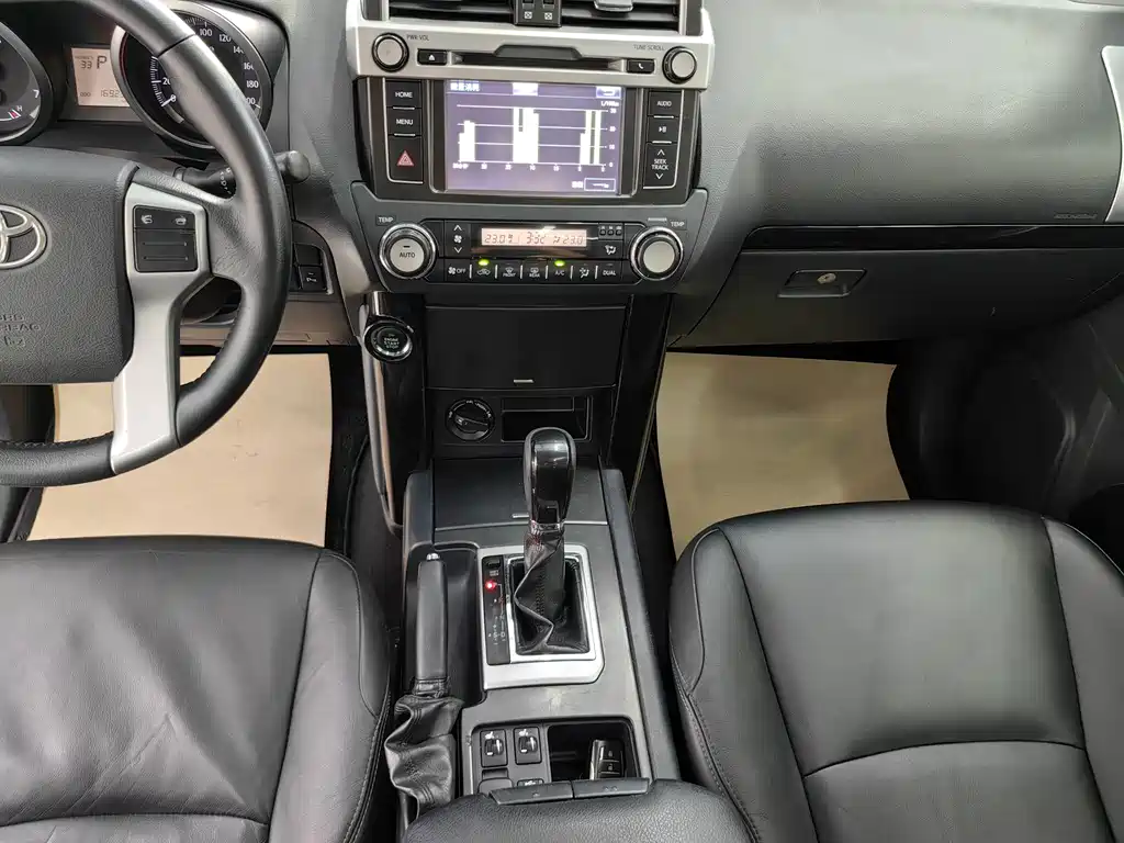 Toyota Prado — миниатюра 17