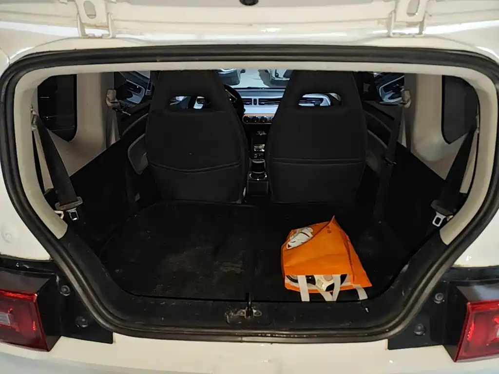 Wuling MINIEV — миниатюра 21