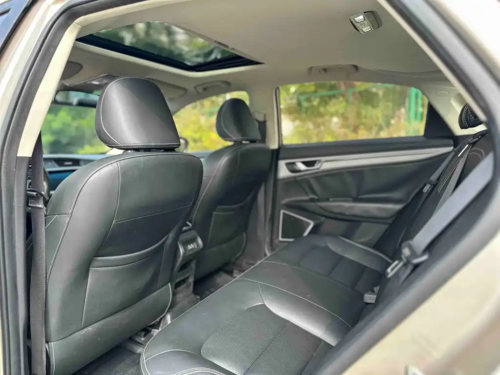 Geely Emgrand GL — миниатюра 6