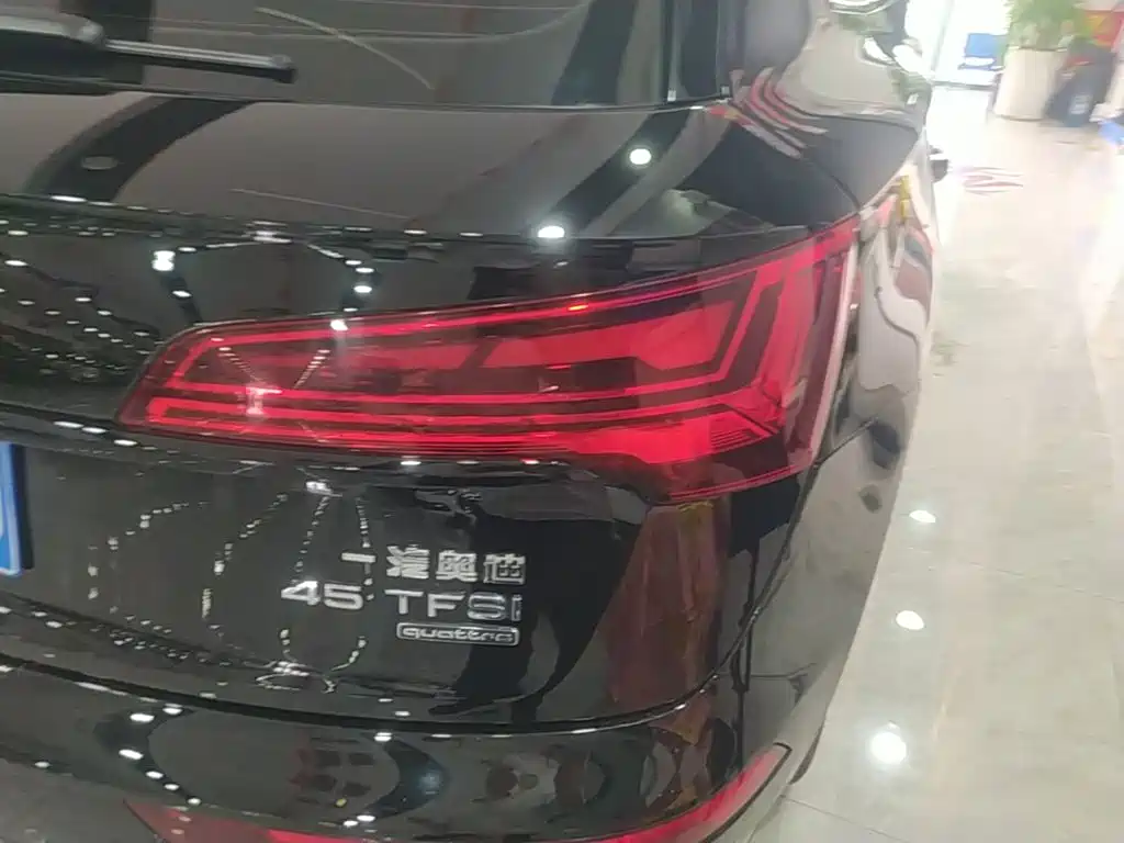 Audi Q5L — миниатюра 8