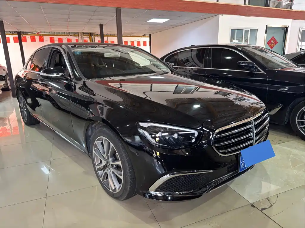 Mercedes-Benz E-Class — миниатюра 3